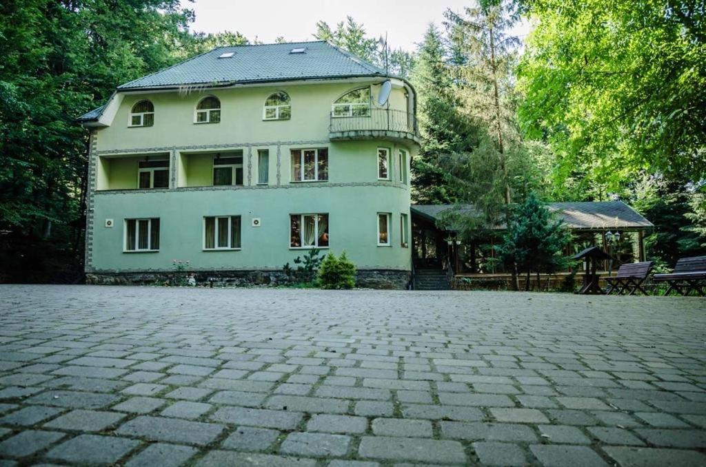 База Відпочинку Шиповець Poroshkovo Ngoại thất bức ảnh